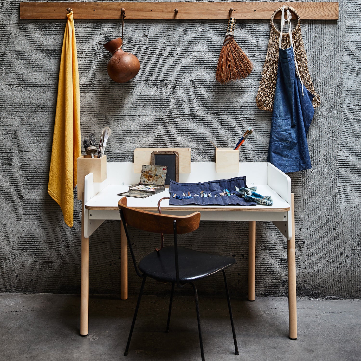 Shop Oeuf Canada Modern Kids Brooklyn Desk White/Birch Option