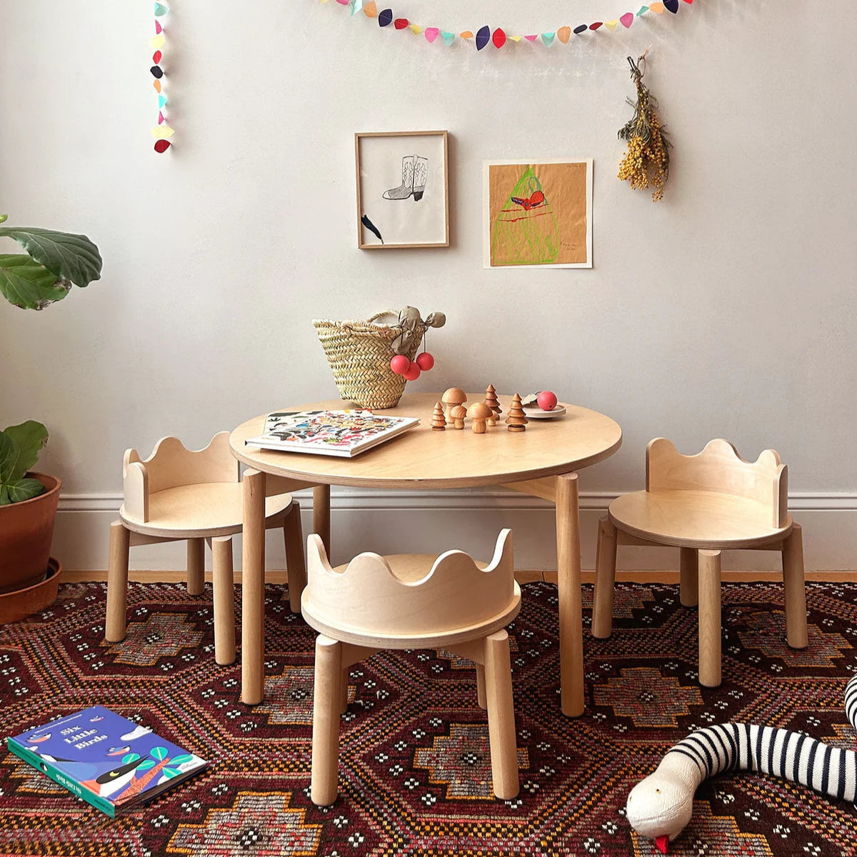 Moss Play Table & Chairs
