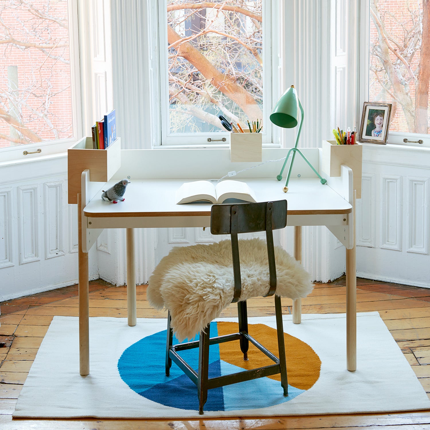 Shop Oeuf Canada Modern Kids Brooklyn Desk White/Birch Option