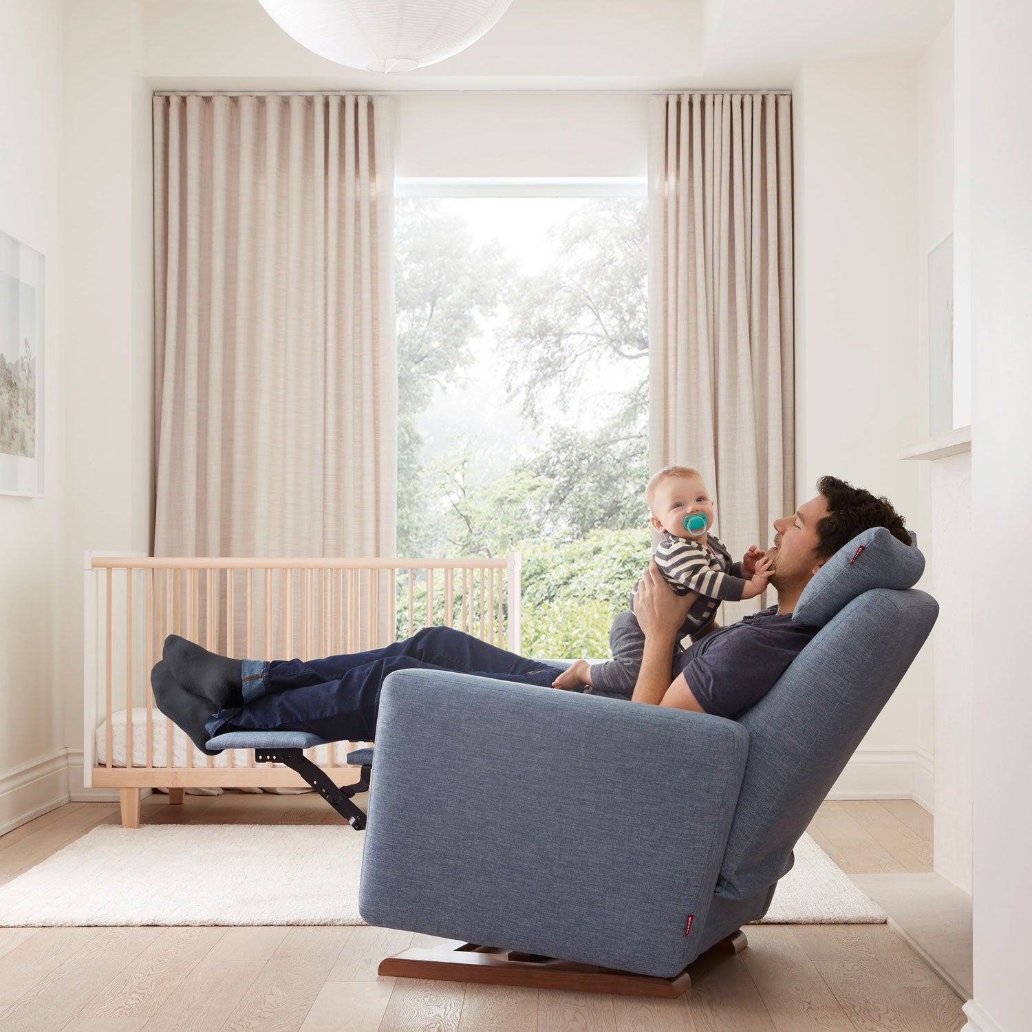 Rhea Crib with Monte Grano Glider Recliner